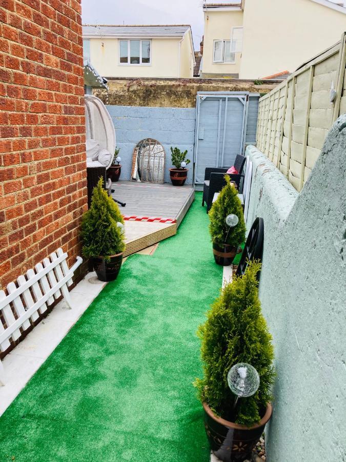 Beautiful Victorian Terraced House Villa Eastbourne Exterior photo